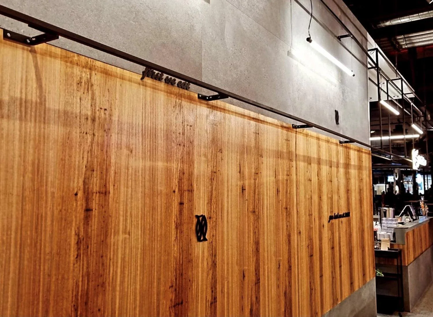 Blackbutt NFG Veneer | 17mm x 2400x1200mm MR MDF - Image 3