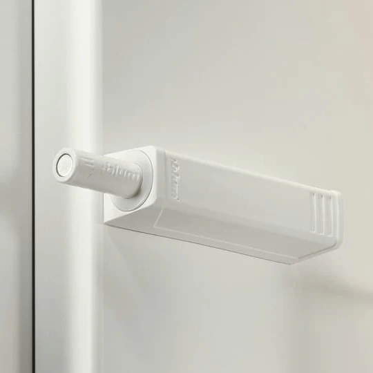 Blum White Tip On Long - 956A1004 - Image 4