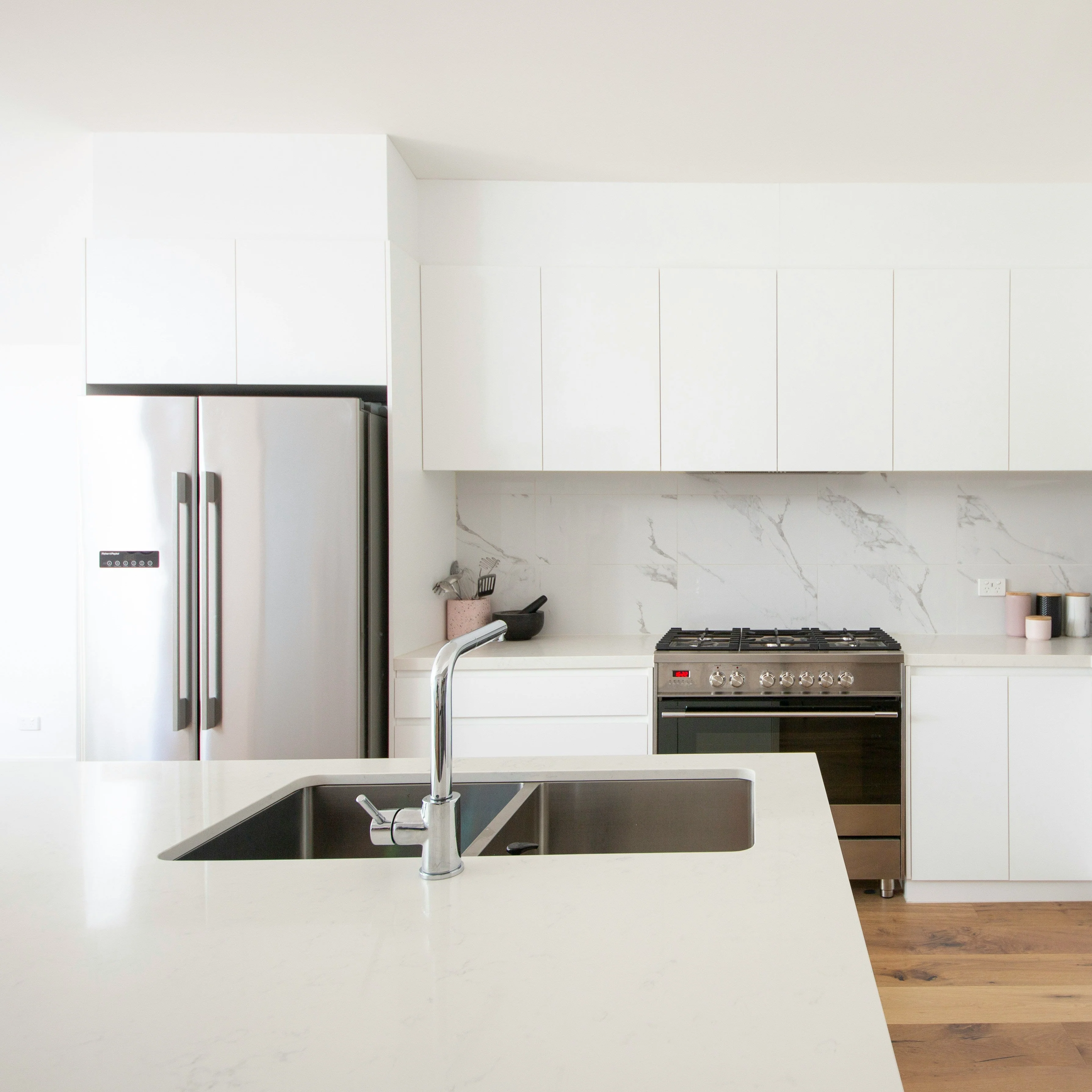 Polar White Matt MR MDF 16mm x 3000x1200mm - Image 2