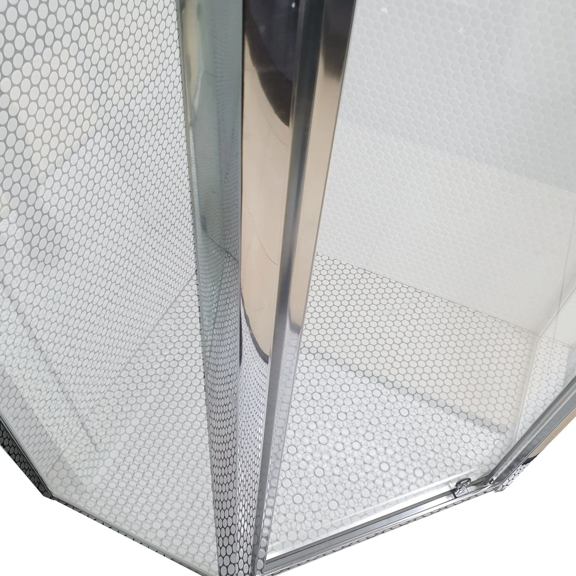 Semi-Frameless Diamond Showerscreen - Image 3